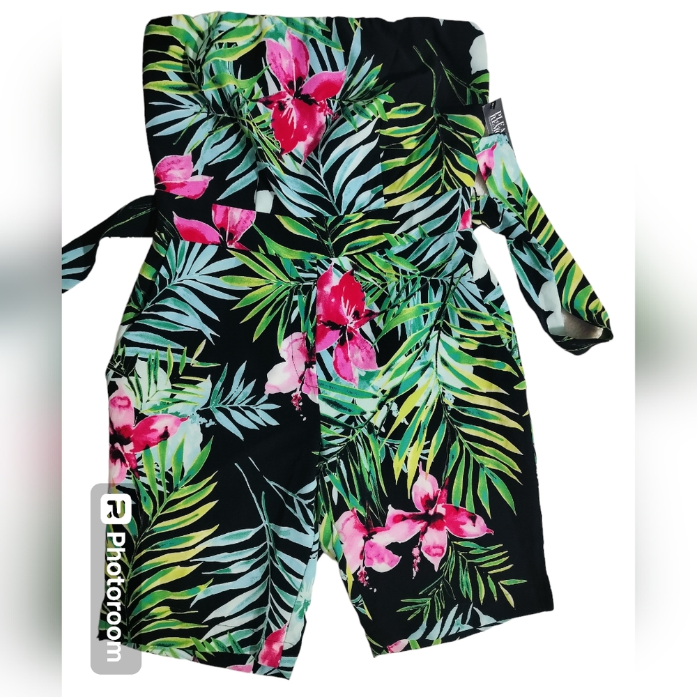 🆕 New York Company black floral strapless romper size S - Picture 3 of 12